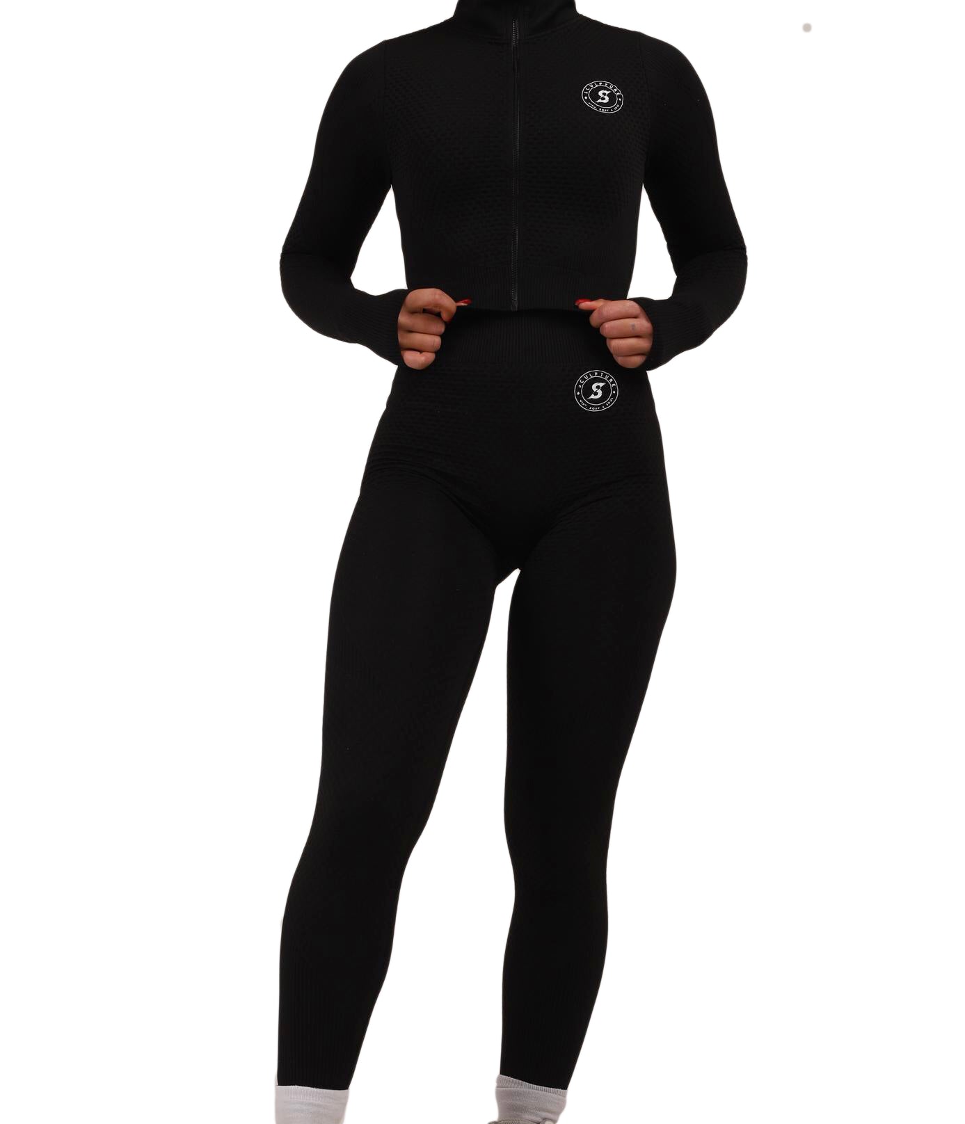 Sculpture Active black leggings giving you well sculpted figure