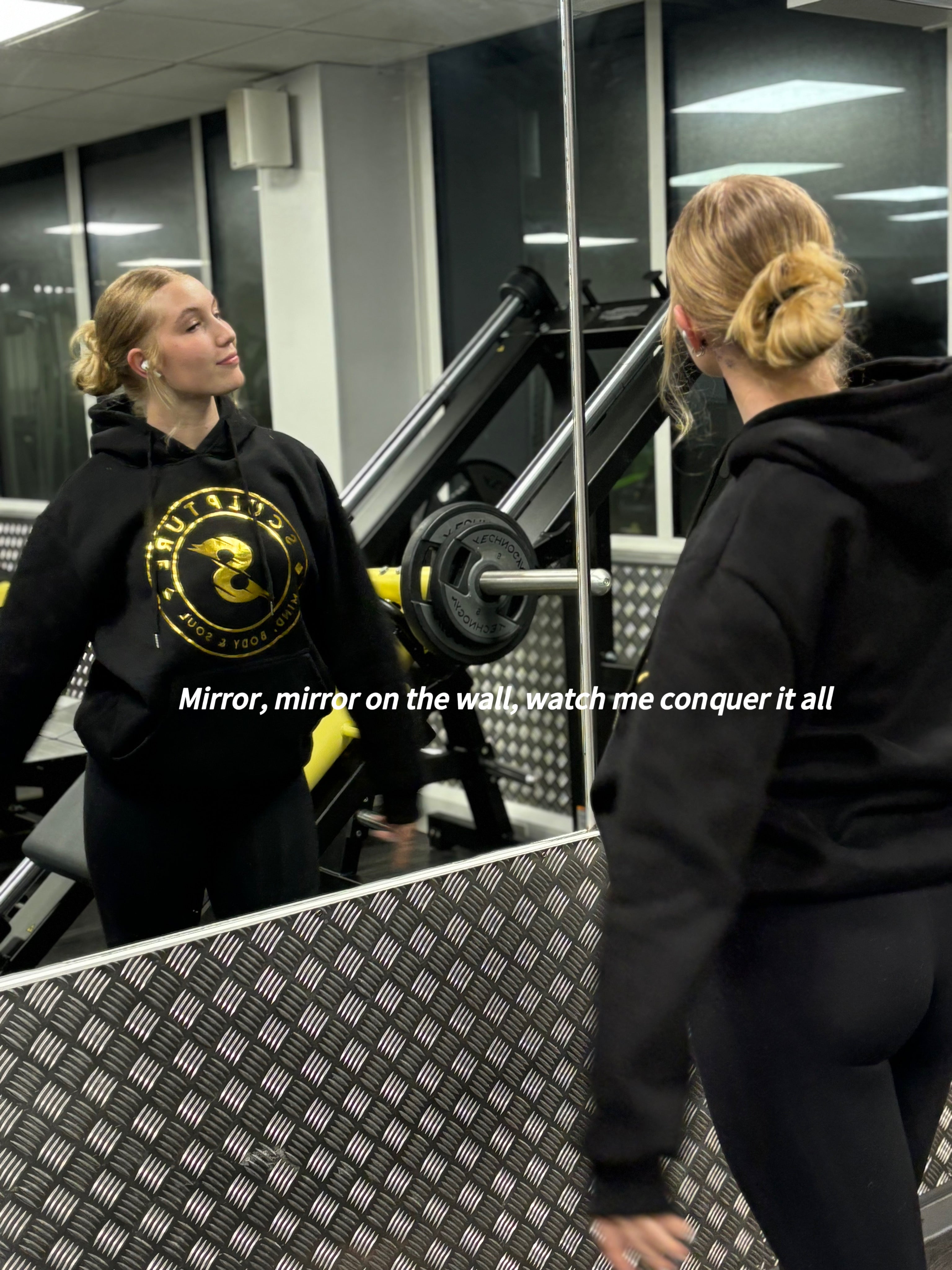 Sculpture Active hoodie